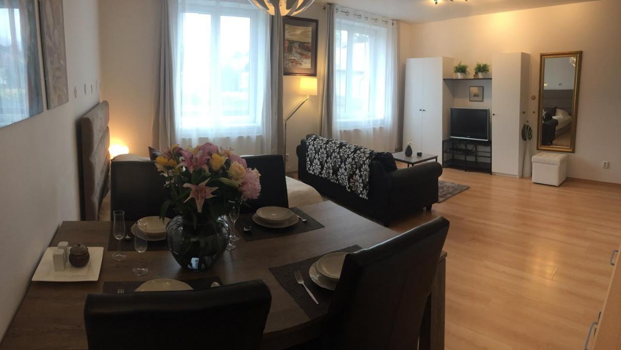 Apartmany Panorama Есеник Экстерьер фото