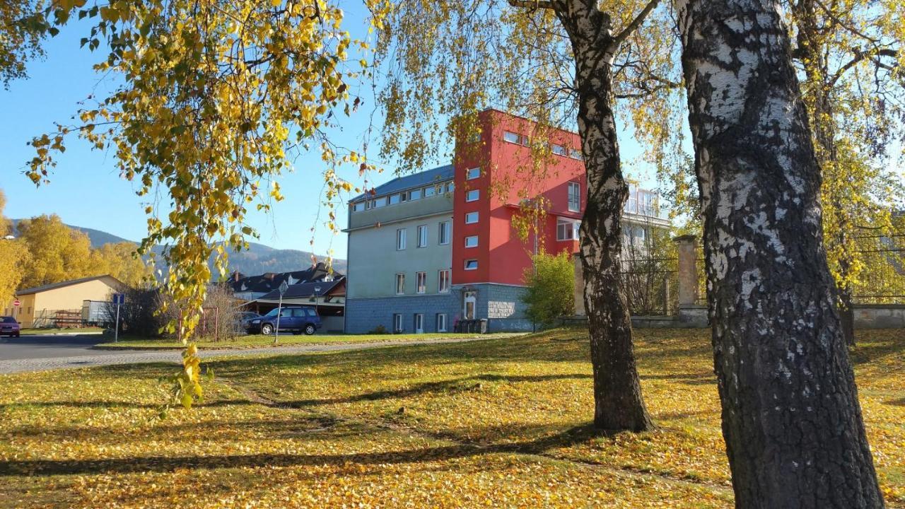 Apartmany Panorama Есеник Экстерьер фото